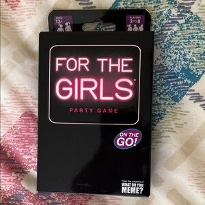 For The Girls Party Game - Black and Pink